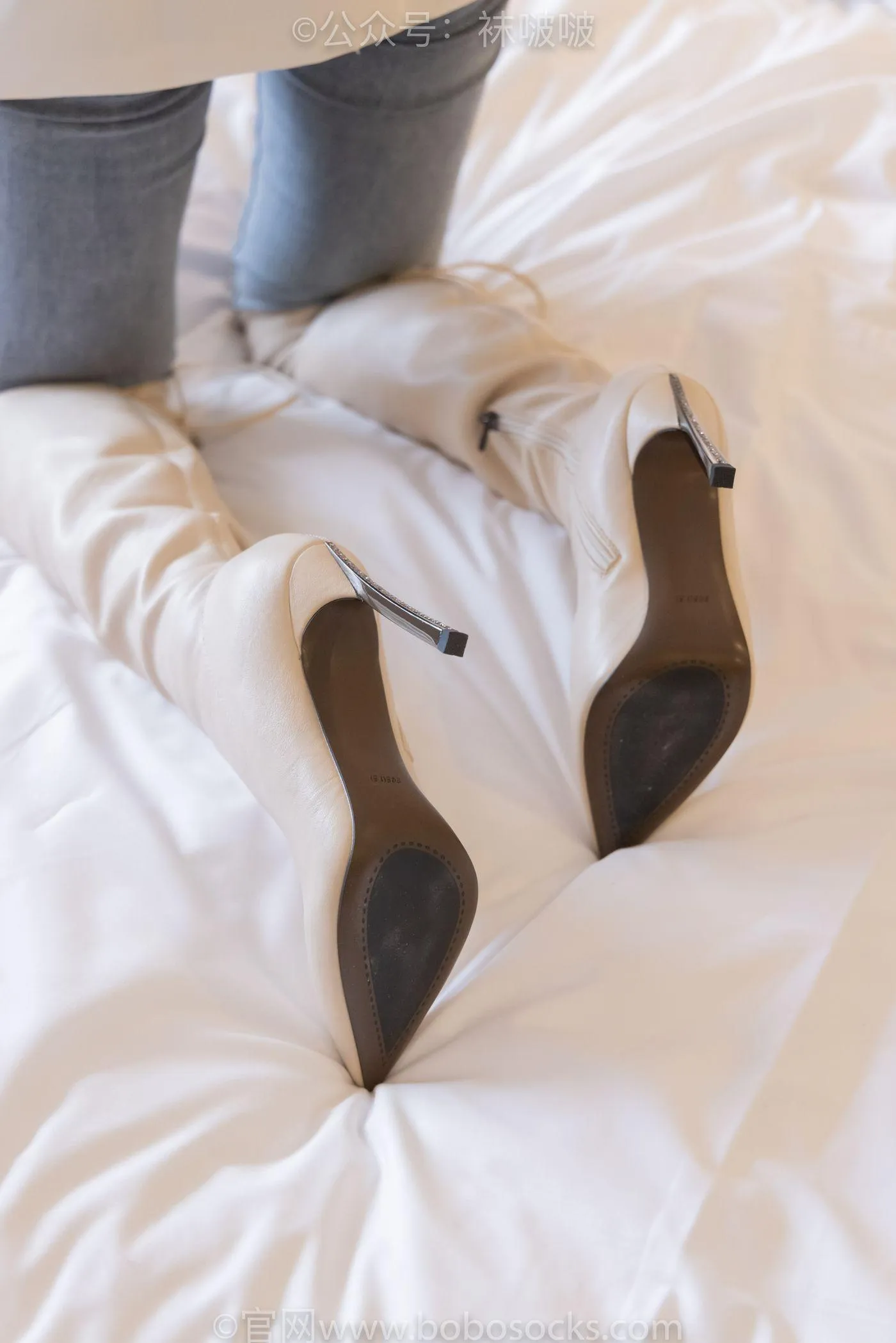 [BoBoSocks袜啵啵]NO.050 小甜豆-高跟长靴、白棉袜 [175P]插图1